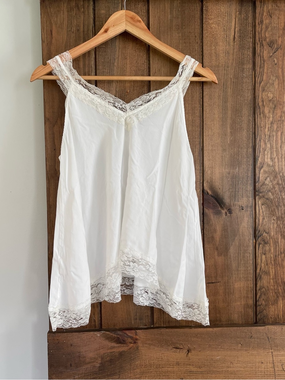 White Lace Trim V Front Swing Slip Tank Top Medium Fairycore Romantic